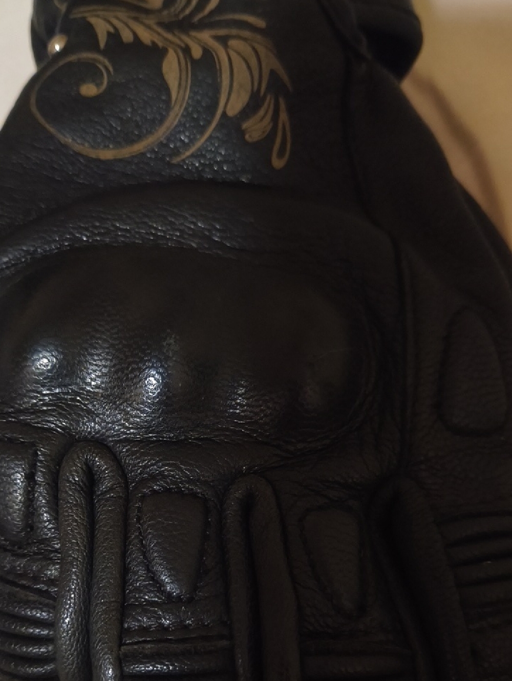Motorcycle Gloves - Picture 4 of 4
